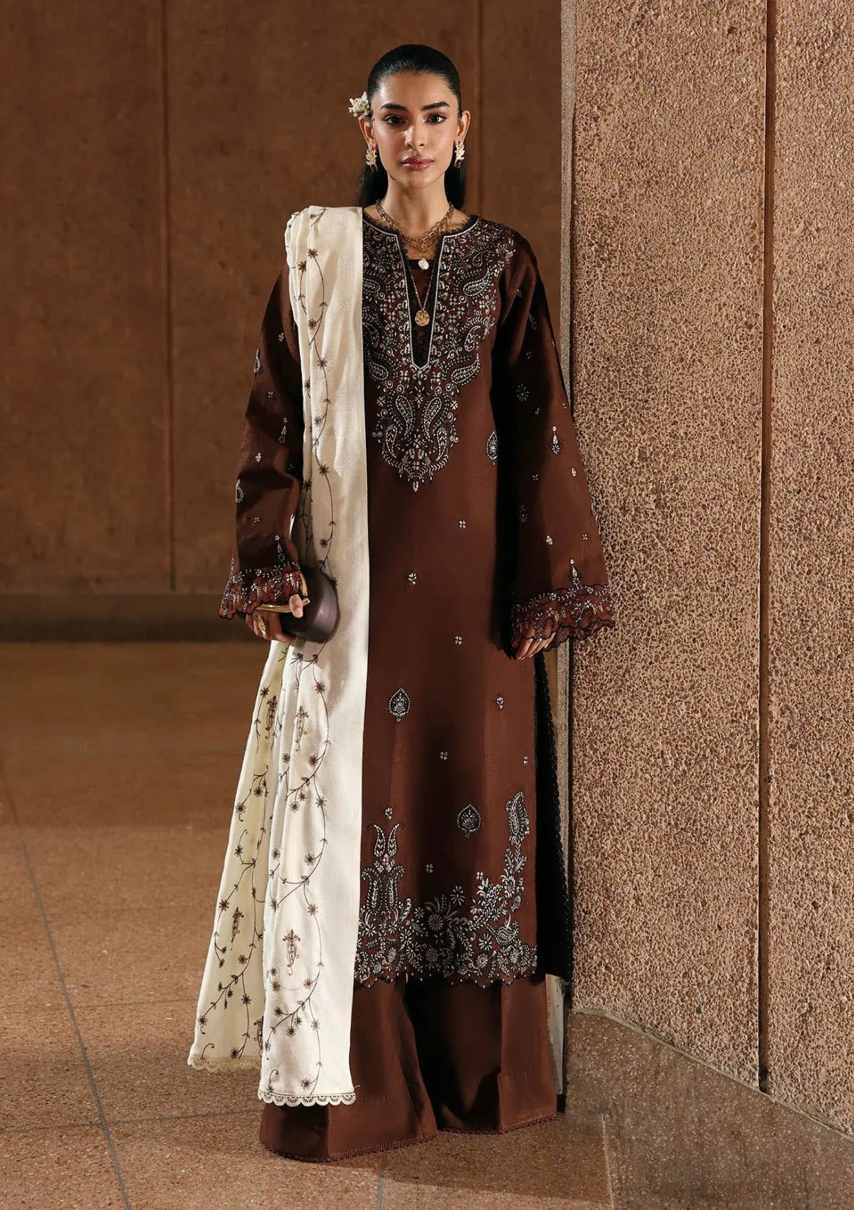 Raj Bari Winter Shawl|E130