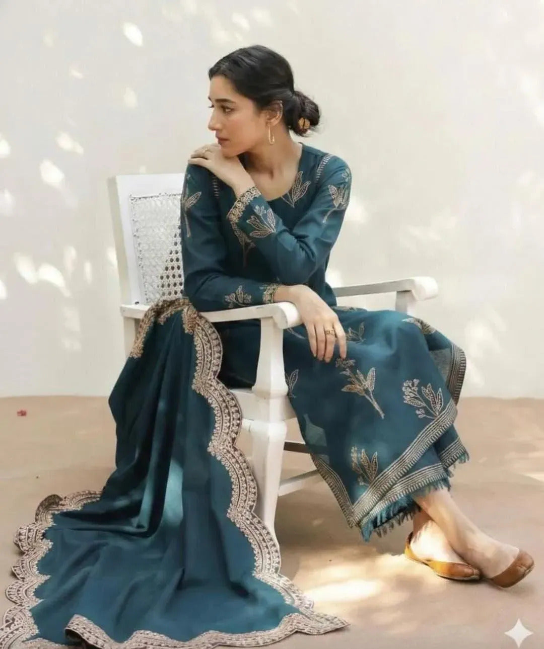 3-Piece ultra-soft, premium Dhanak|E182