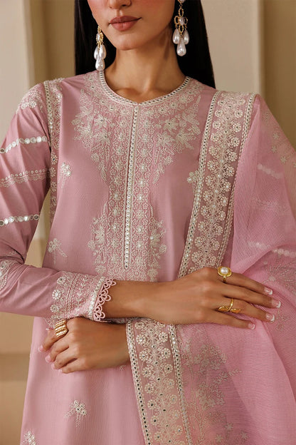 Emaan Adeel from their Viva Pret collection|E151