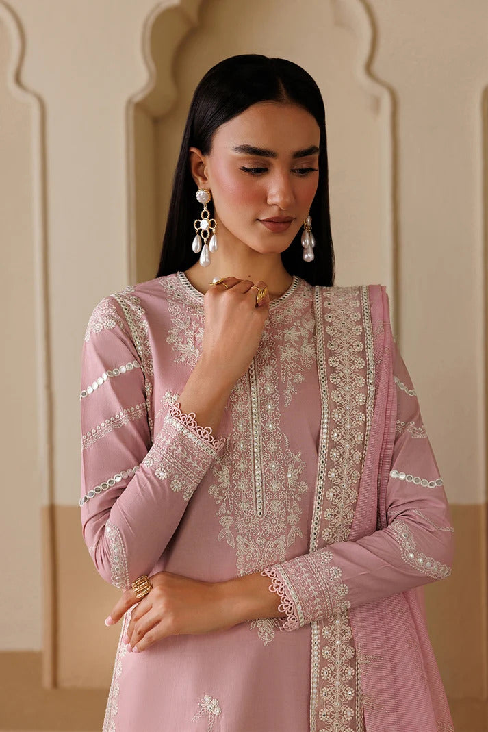 Emaan Adeel from their Viva Pret collection|E151