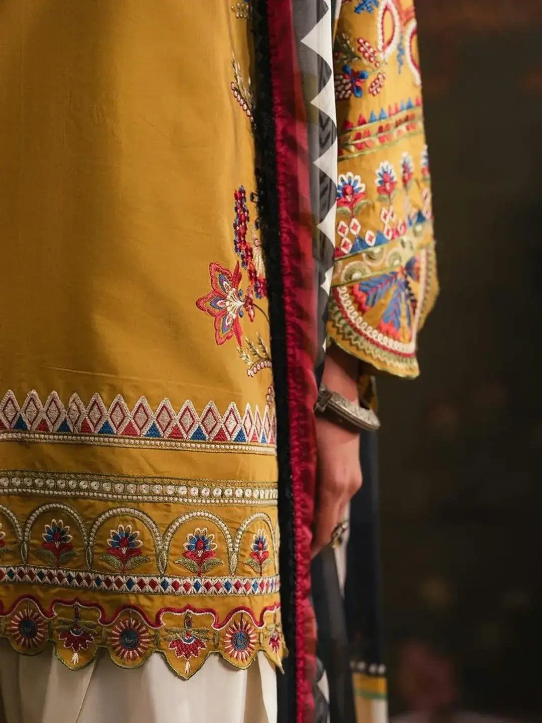 Stunning Mustard|E161