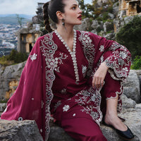 Lawnkari Piece Dmbroidered Lawn Suit