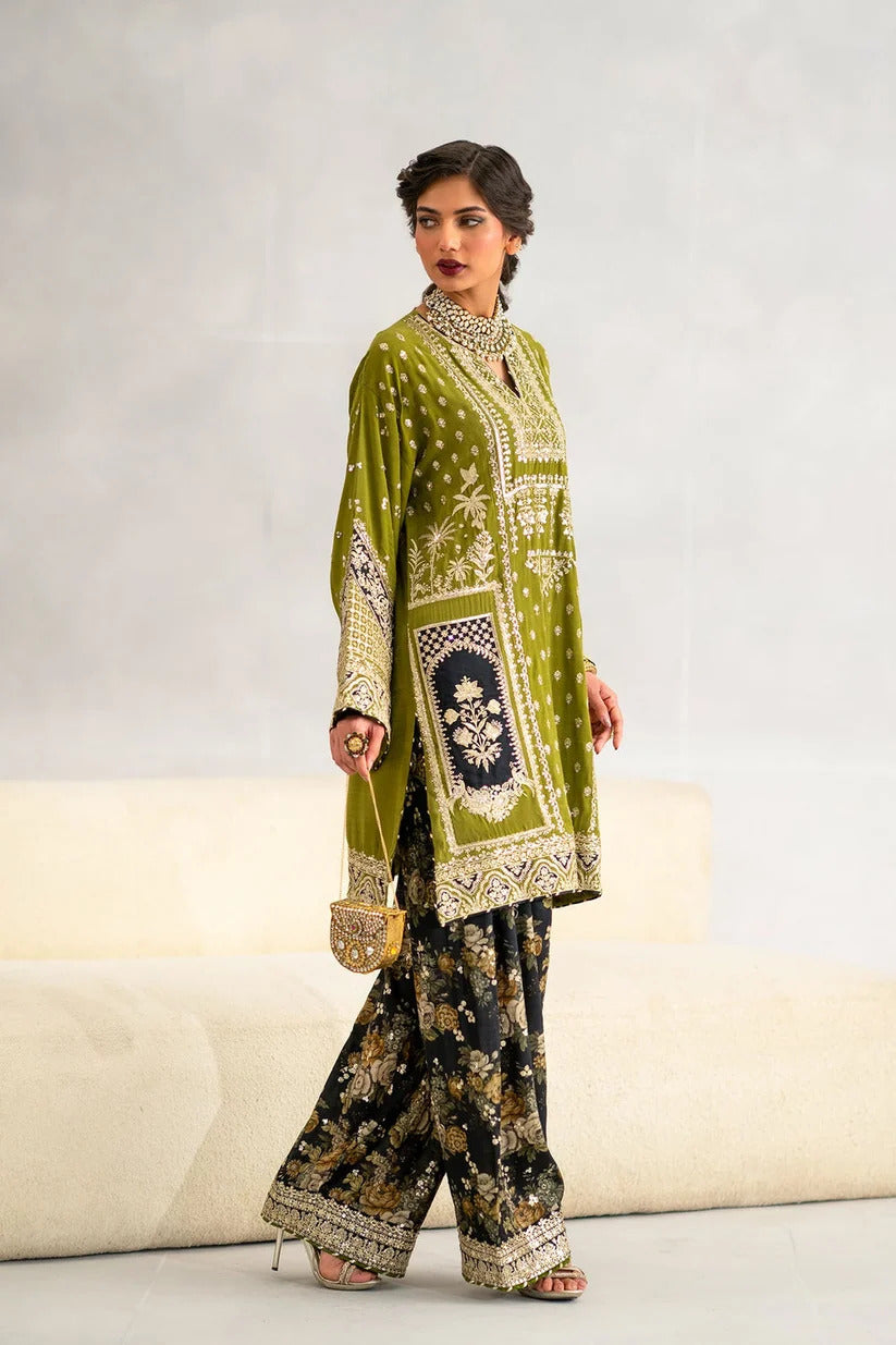 Ethnic Viral Luxury 3-Piece Velvet Suit|E178
