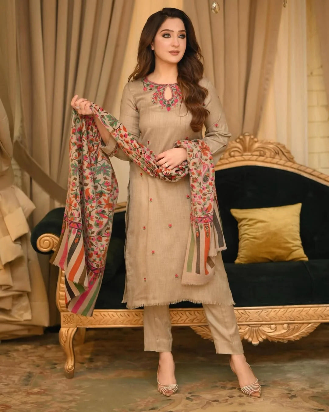 3-piece embroidered Dhanak suit|E173