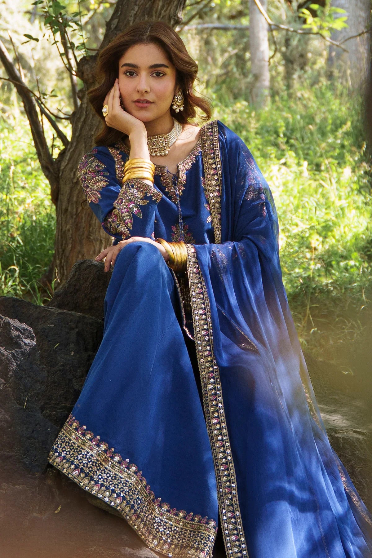Embroidered Raw Silk CMA-6-440 3-piece suit|E176