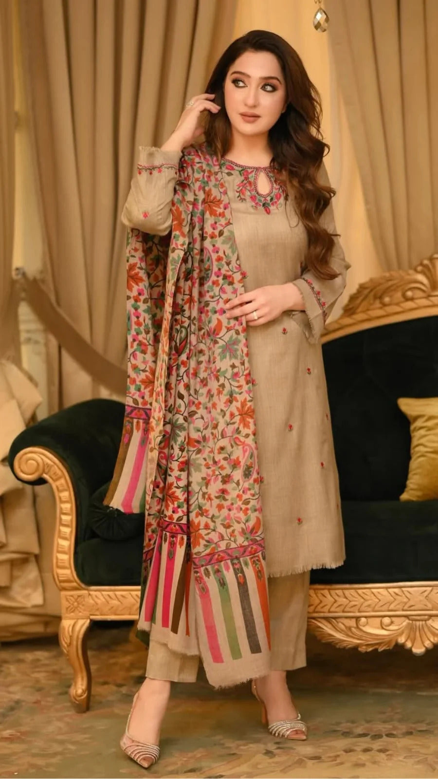 3-piece embroidered Dhanak suit|E173