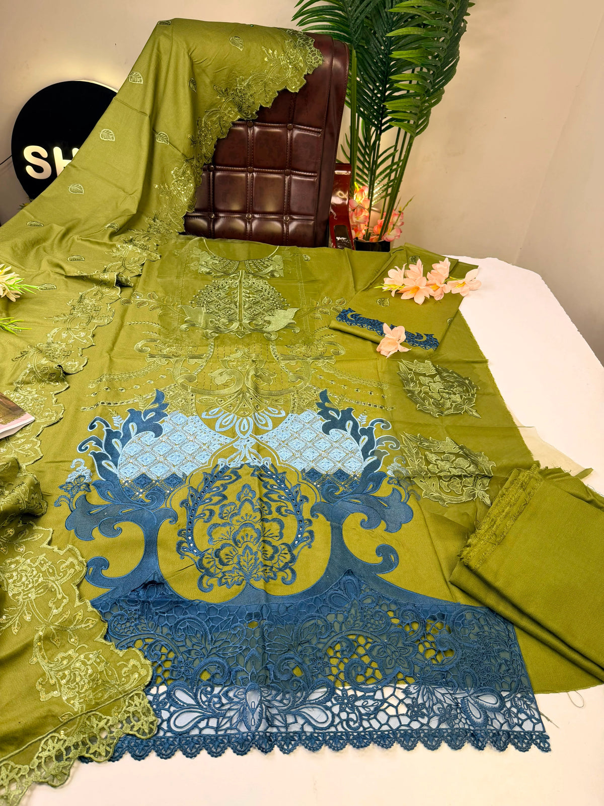 Luxury Maria.B Green Suit Winter Collection |E121