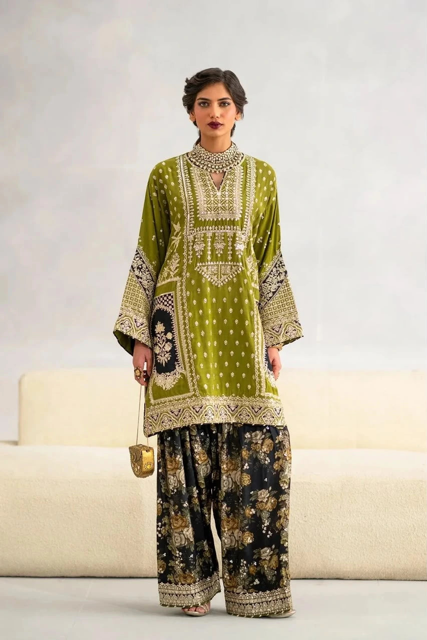 Ethnic Viral Luxury 3-Piece Velvet Suit|E178