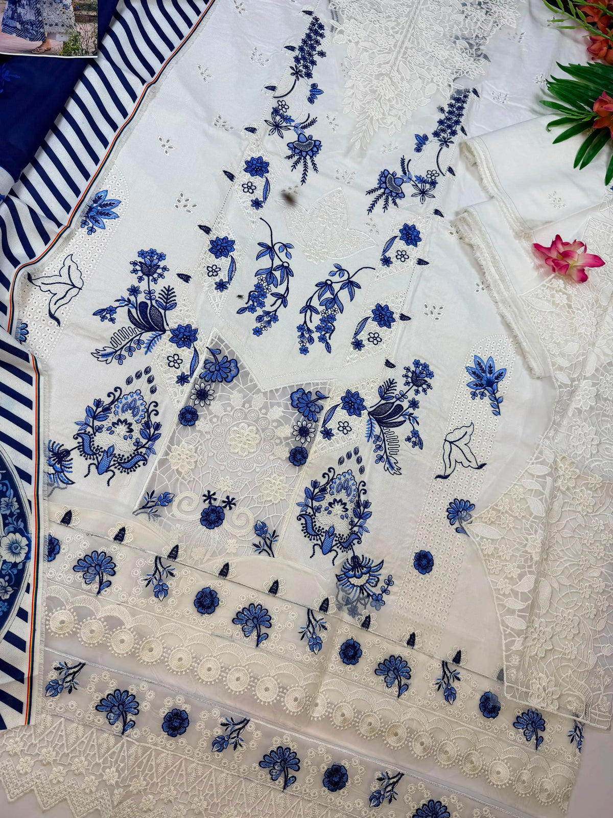 Trending Suit Dur-e-Fishan Winter|E107