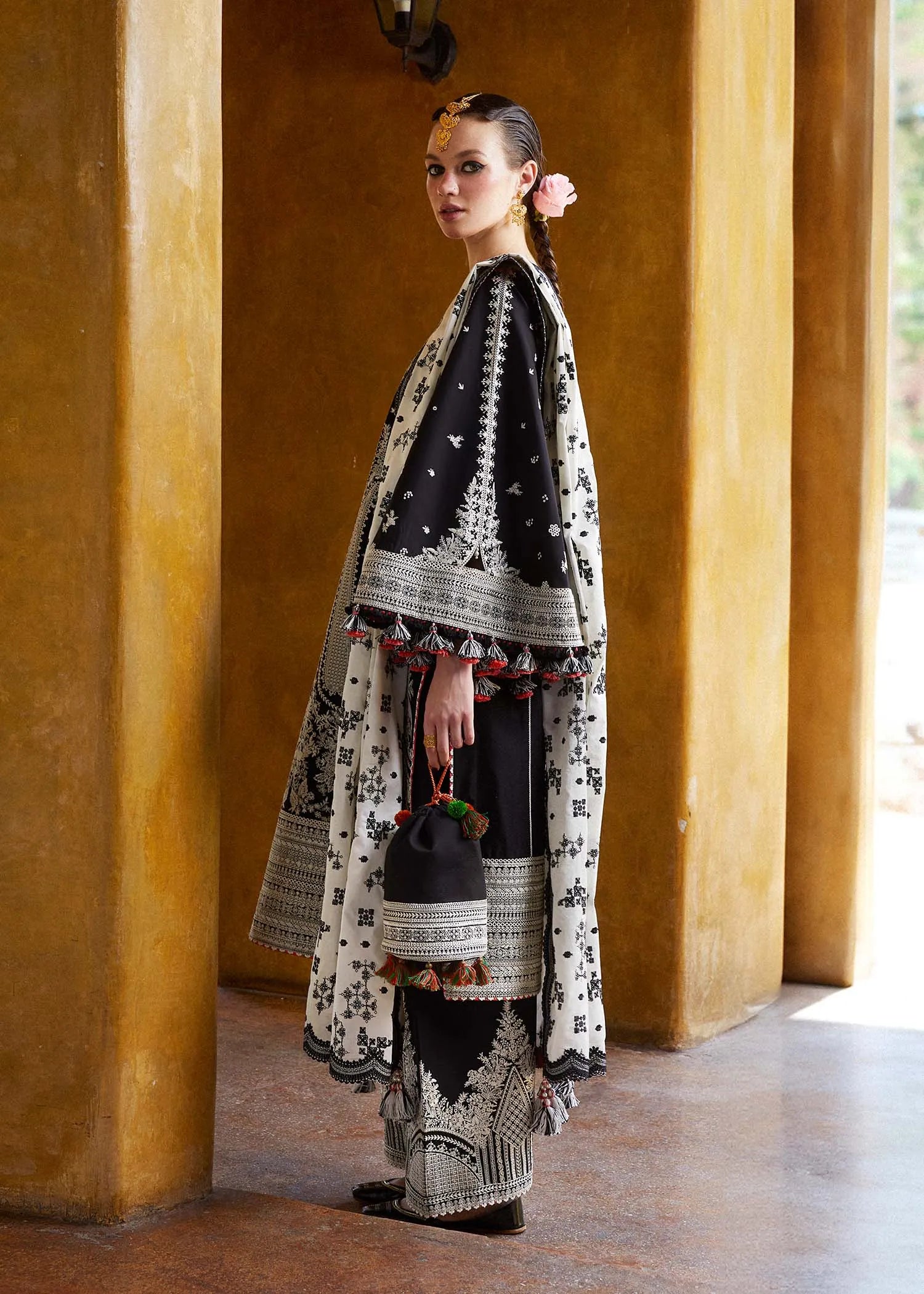 Zarnish- Luxury Embroidered 3PC
